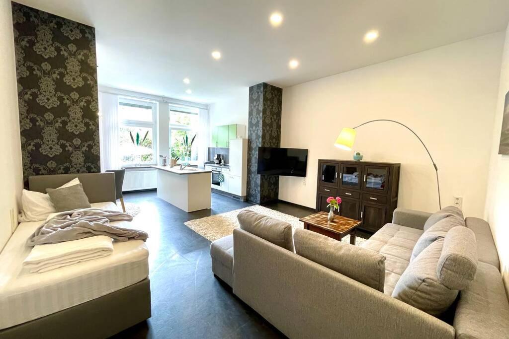 Villa Einhorn: Altstadt Loft Mit Privater Terrasse Гослар Экстерьер фото