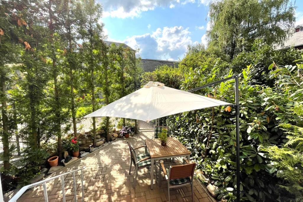 Villa Einhorn: Altstadt Loft Mit Privater Terrasse Гослар Экстерьер фото